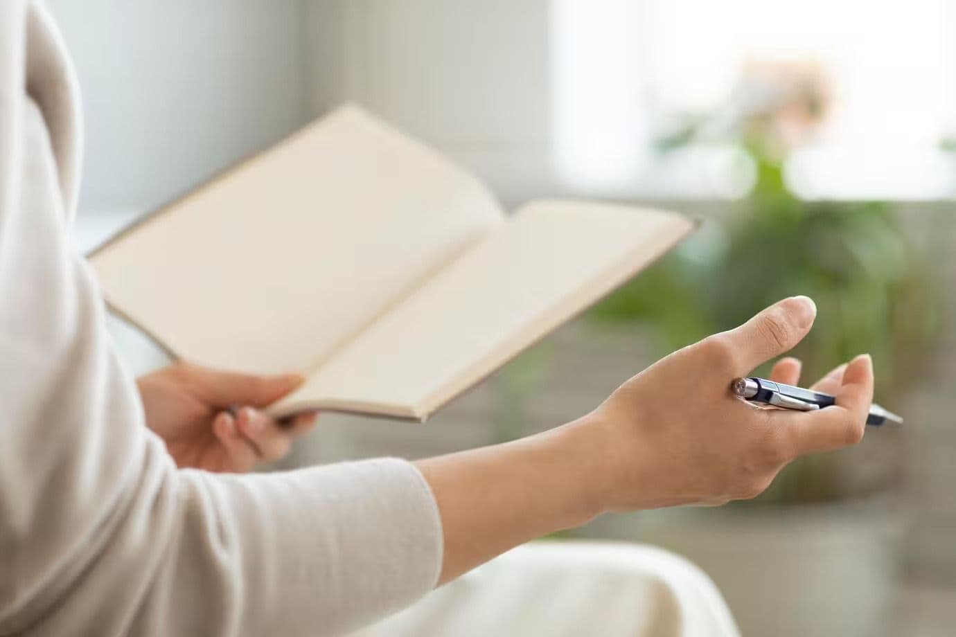 How to Write an Essay: A Comprehensive Checklist for Success